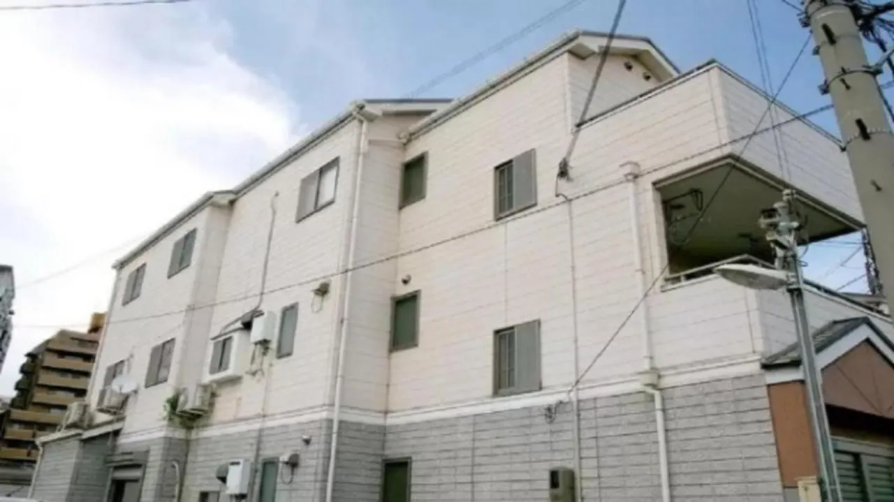 Osaka Tomato House Mixed Shared Dorm Room 